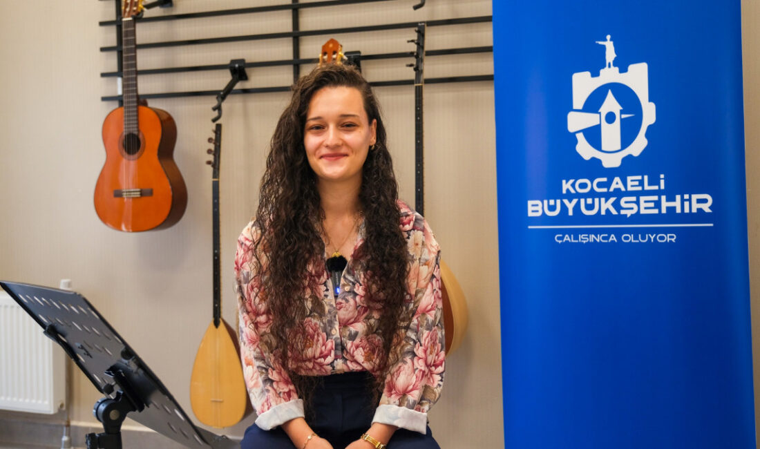 Kocaeli Büyükşehir Belediyesi, sunduğu eğitim imkânlarıyla gençlerin hayallerini gerçeğe dönüştürmelerine