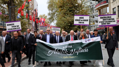 Kocaeli Büyükşehir Belediyesi’nin katkılarıyla gerçekleştirilen Ahilik Haftası kutlamalarında esnaf ve