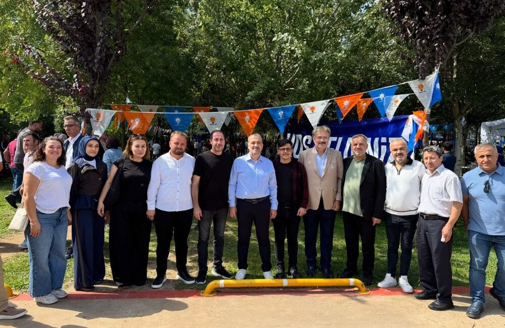 AK Parti İzmit İlçe Başkanlığı tarafından düzenlenen teşkilat pikniğinde, teşkilat