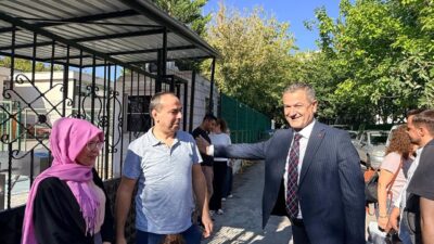 İzmit Belediyesi Başkan Vekili Lütfü Obuz, KPSS’ye giren adayları sınav