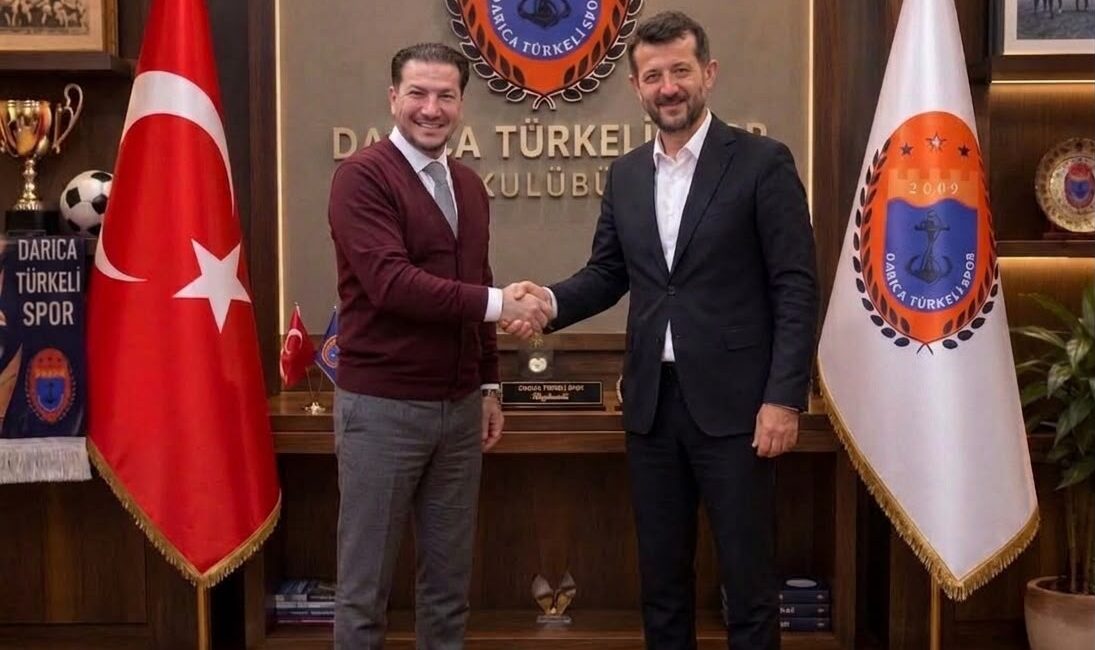 Profesyonelliğe Geçiş Ligi’nde mücadele eden Darıca Türkelispor, Başkanvekilliği görevini Emre