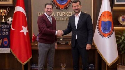 Profesyonelliğe Geçiş Ligi’nde mücadele eden Darıca Türkelispor, Başkanvekilliği görevini Emre