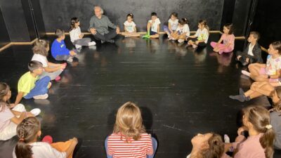 Kocaeli Bölge Tiyatrosu’nda 1979 yılından bu yana aralıksız sürdürülen sanat