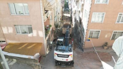 İzmit Belediyesi, Hacı Hasan Mahallesi Yukarı Pazar Caddesi’nde İSU’nun gerçekleştirdiği