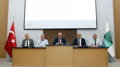 Kocaeli Ticaret Odası’nın ev sahipliğinde gerçekleştirilen Sağlık Sektörü İstişare Toplantısı’nda,