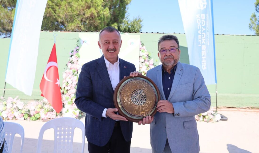 Başkan Tahir Büyükakın, İzmit Tenis Kulübü ile birlikte düzenlenen Kocaeli