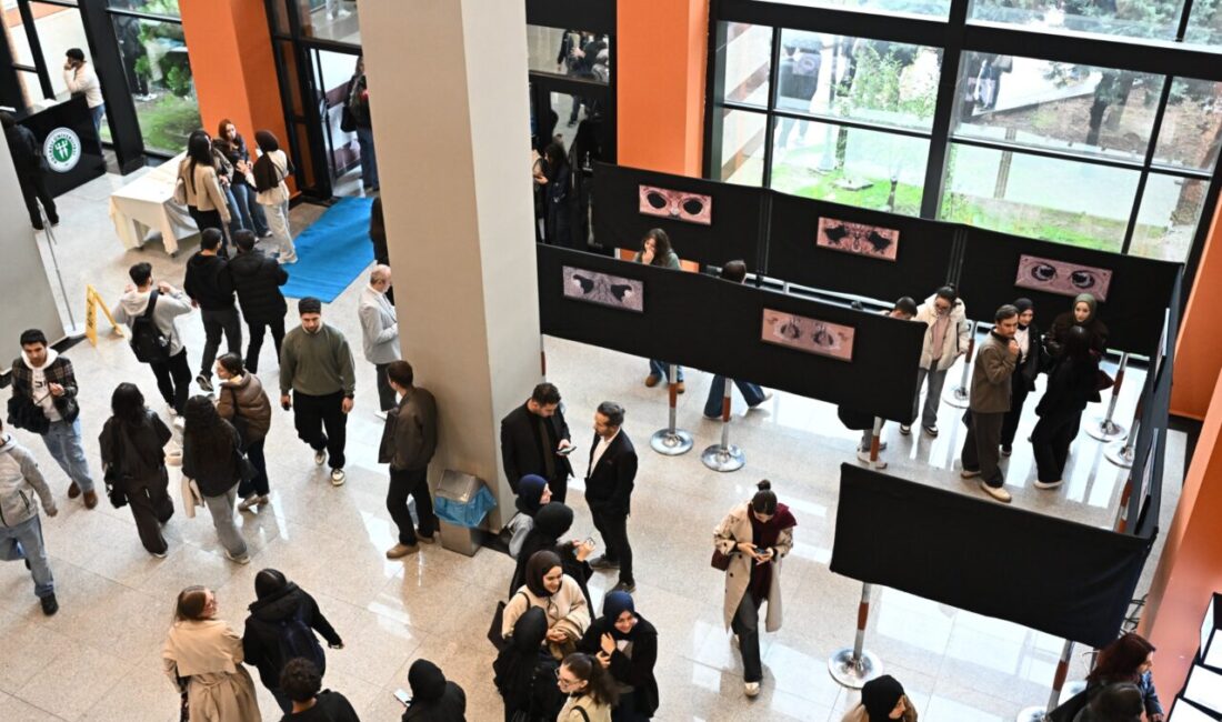 Konya Kapalı Havzası’nda sayıları binleri bulan obruklar, Kocaeli Üniversitesi’nde sanatın