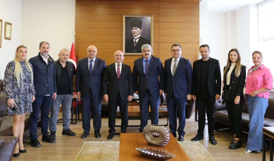 Türk Standardları Enstitüsü (TSE) Başkanı Mahmut Sami Şahin, Kocaeli Ticaret