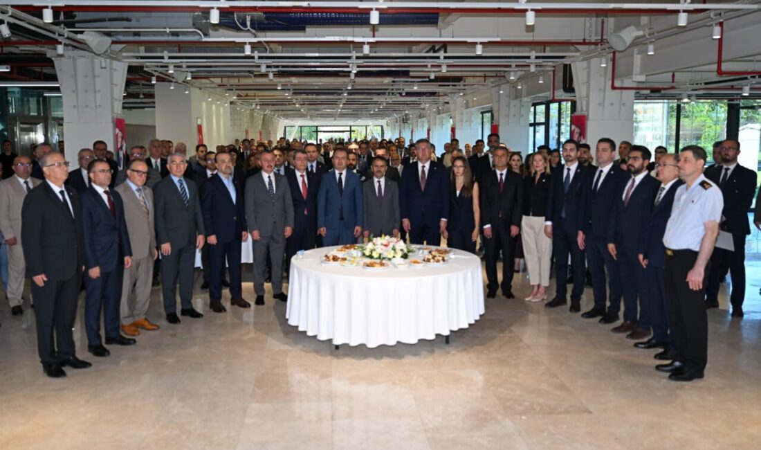 Kocaeli’de 2026-2027 Adli Yılı düzenlenen törenle başladı. Vali İlhami Aktaş’ın
