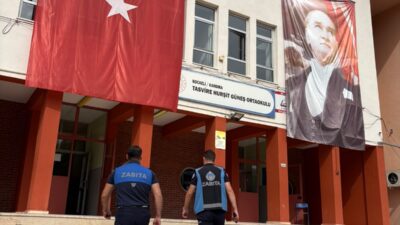 Yeni eğitim öğretim yılının başlamasıyla birlikte Kandıra Belediyesi Zabıta Müdürlüğü