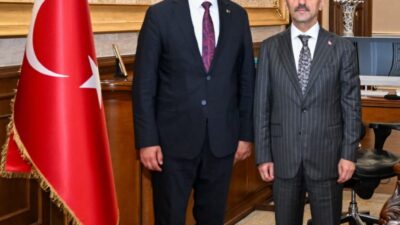 Türk Metal Sendikası Kocaeli Şube Başkanı Özgür Koca, Kocaeli Valisi