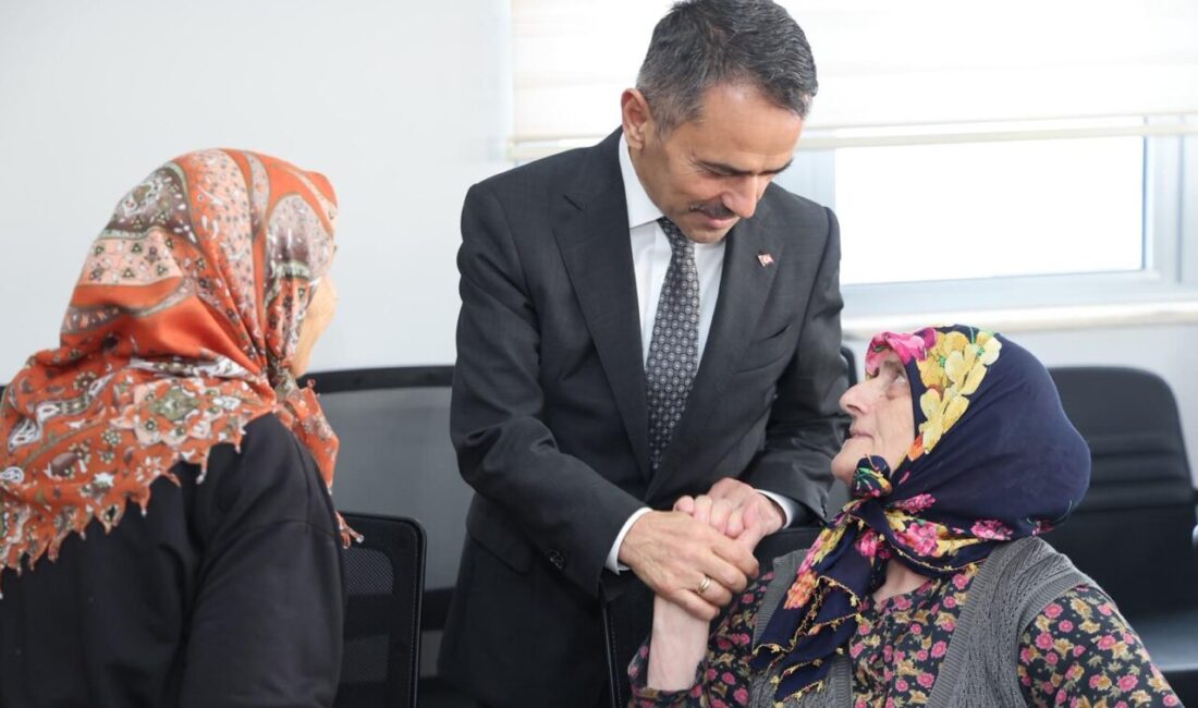 Kocaeli Valisi İlhami Aktaş, 1 Ekim Dünya Yaşlılar Günü münasebetiyle
