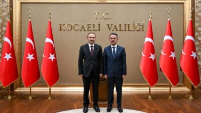 Kocaeli 1. İdare Mahkemesi Başkanı Halil Onur, Kocaeli Valisi İlhami