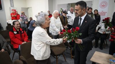 Kocaeli Valisi İlhami Aktaş, 1 Ekim Dünya Yaşlılar Günü vesilesiyle