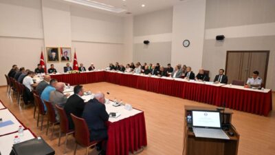 Kocaeli Valisi İlhami Aktaş’ın başkanlığında toplanan İl Hayvanları Koruma Kurulu,