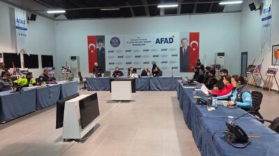 Kocaeli genelinde etkisini gösteren şiddetli yağışlar nedeniyle AFAD Kriz Merkezi’nde