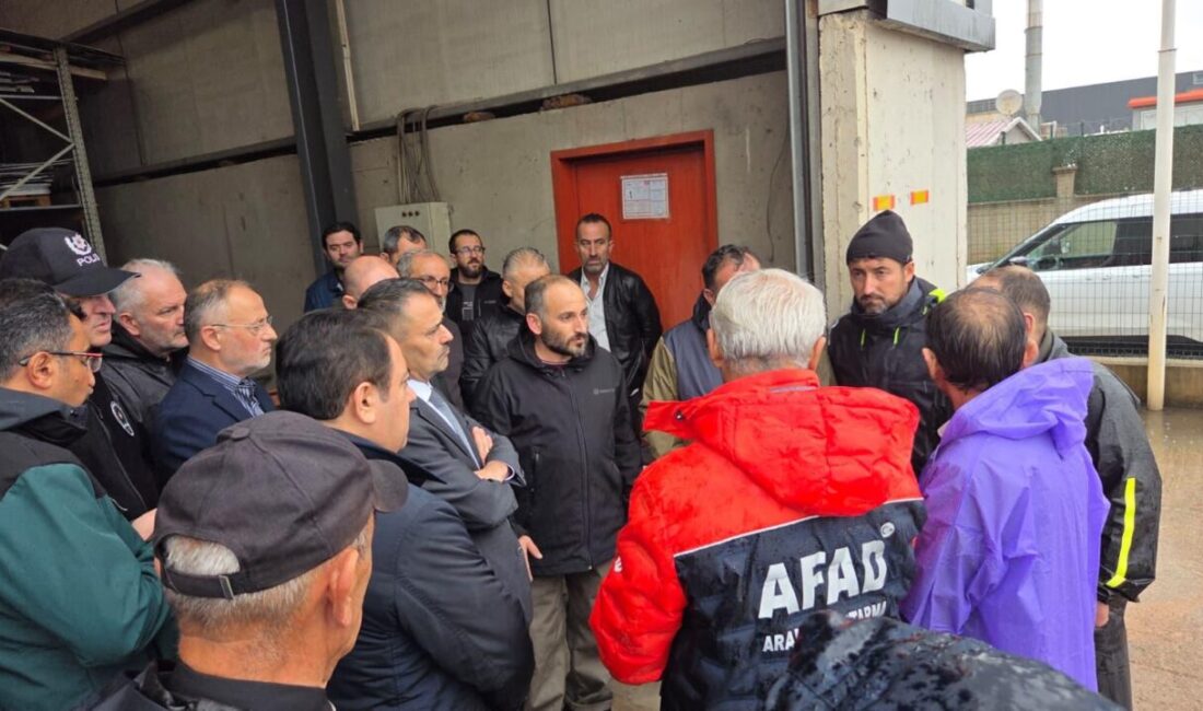 Kocaeli’de etkili olan şiddetli yağışlar sonrası kayıp ihbarı alınan vatandaş