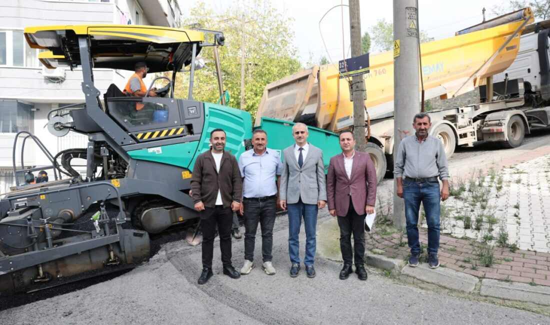 Çayırova Belediyesi Fen İşleri Müdürlüğü’ne bağlı ekipler, üstyapı yenileme çalışmalarına