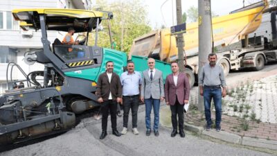 Çayırova Belediyesi Fen İşleri Müdürlüğü’ne bağlı ekipler, üstyapı yenileme çalışmalarına