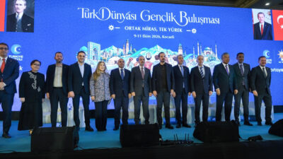 Kocaeli Büyükşehir Belediyesi’nin ev sahipliğinde gerçekleştirilen ‘Türk Dünyası Gençlik Buluşması’nın