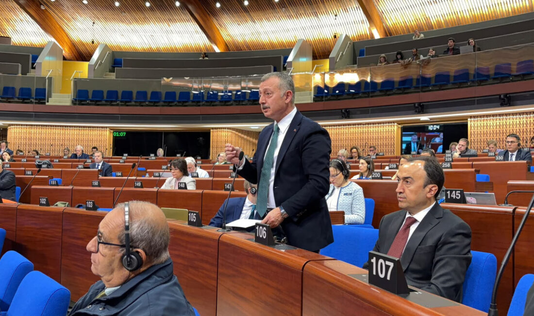 Kocaeli Büyükşehir Belediye Başkanı Tahir Büyükakın, Avrupa Konseyi Yerel ve