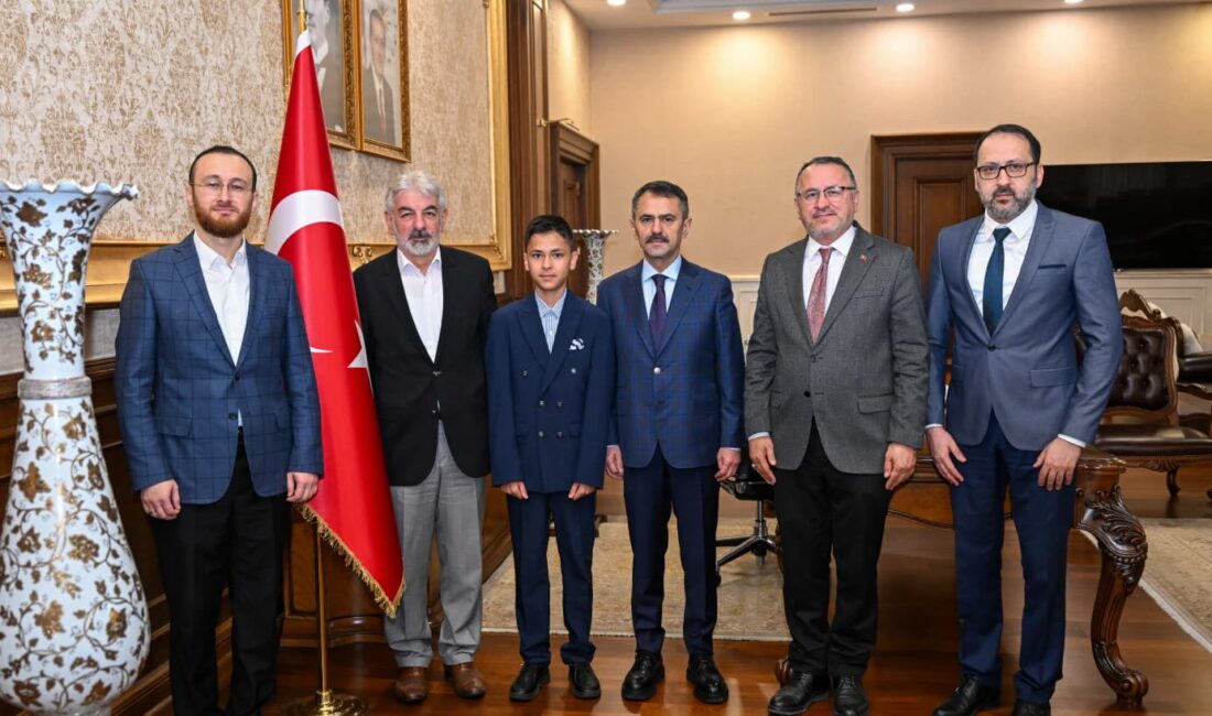 Diyanet İşleri Başkanlığı tarafından düzenlenen Türkiye Hafızlık Yarışması’nda göğsümüzü kabartarak