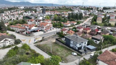 Gölcük Belediyesi, çocukların gelişimine katkı sunmak amacıyla Örcün Mahallesi’nde eski