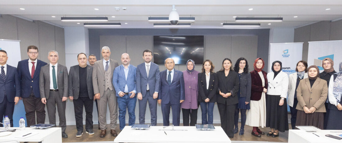 Basın İlan Kurumu (BİK) ve SETA iş birliğiyle düzenlenen çalıştayda,