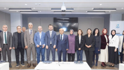 Basın İlan Kurumu (BİK) ve SETA iş birliğiyle düzenlenen çalıştayda,