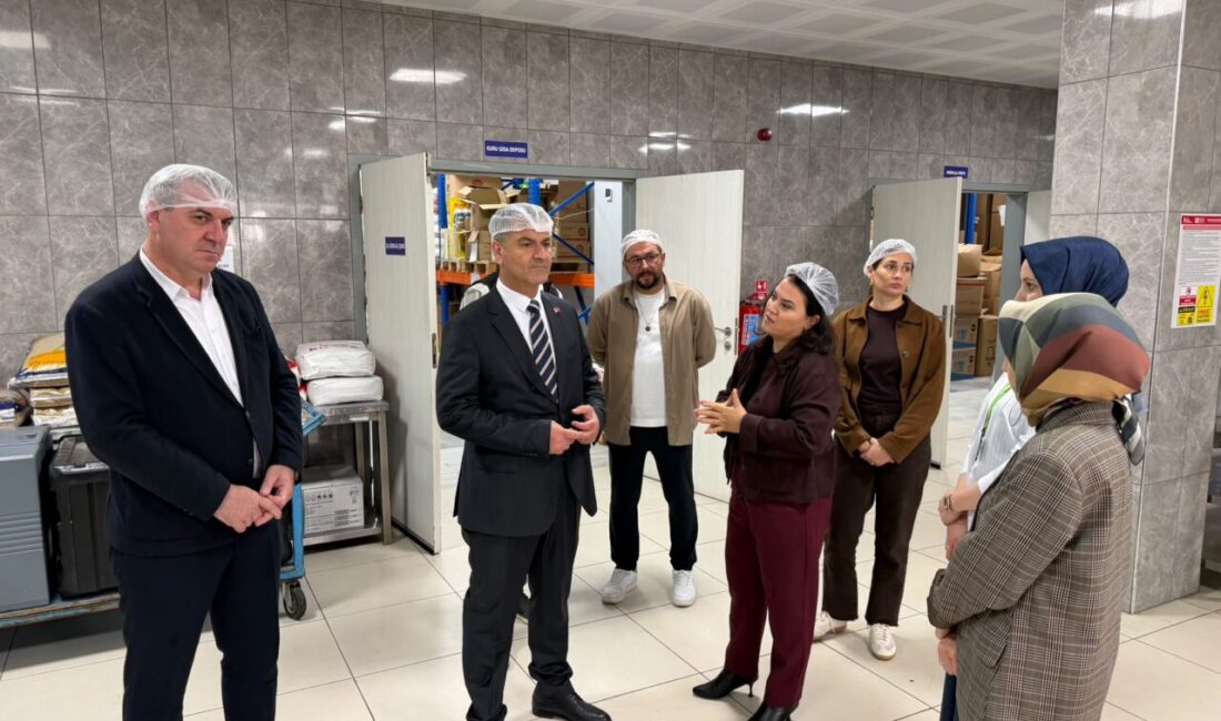 İzmit Belediye Başkanvekili Lütfü Obuz, artırılan kapasitesiyle ihtiyaç sahibi vatandaşlara