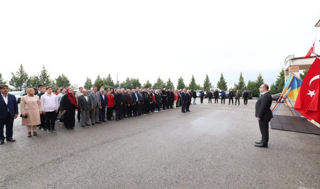 29 Ekim Cumhuriyet Bayramı’nın 103’üncü yıl dönümü, Dilovası’nda düzenlenen tören