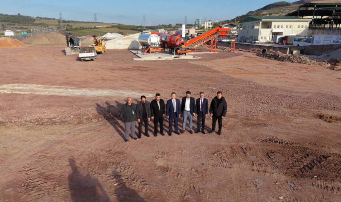 İzmit Belediyesi Başkan Vekili Lütfü Obuz, asfalt üretiminde dışa bağımlılığı