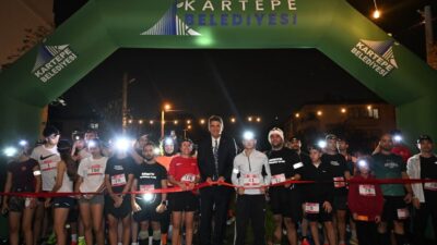 Kartepe Belediyesi tarafından Cumhuriyet’in 103. yıl dönümü kutlamaları kapsamında düzenlenen