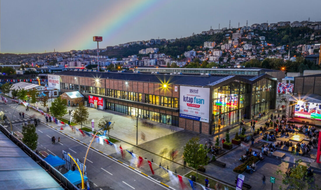 Kocaeli Büyükşehir Belediyesi tarafından düzenlenen 16. Uluslararası Kocaeli Kitap Fuarı,