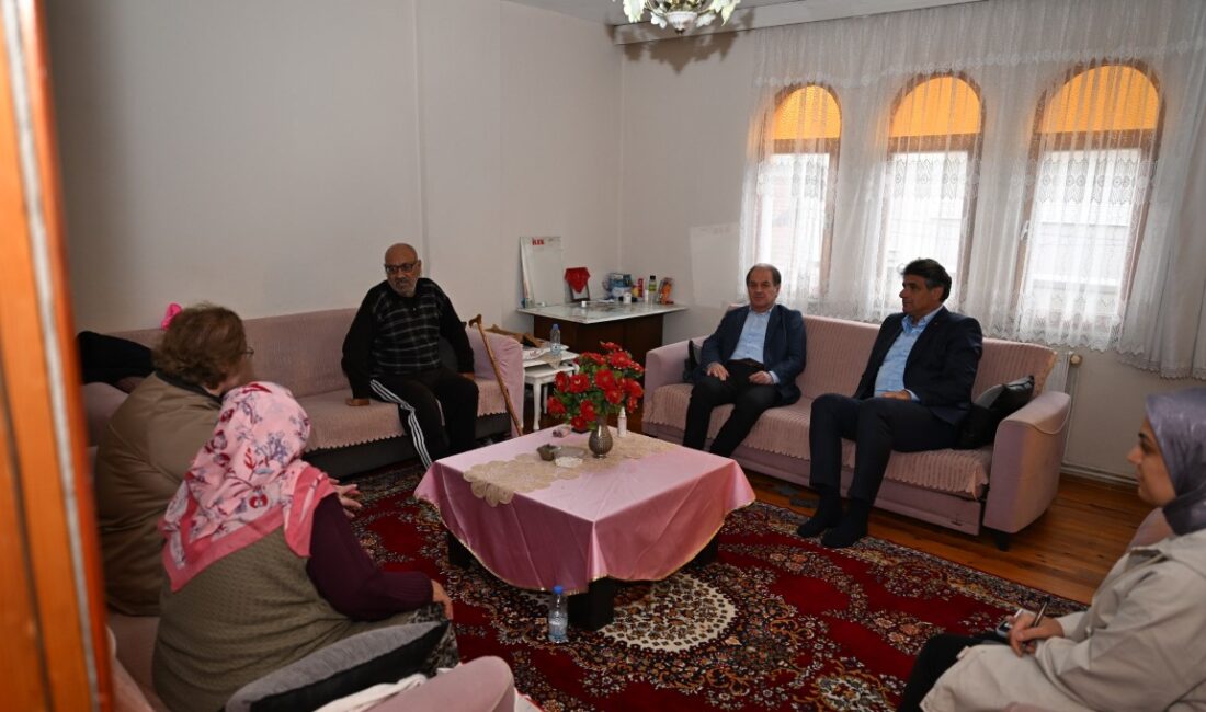 Kartepe Belediye Başkanı Av. M. Mustafa Kocaman, Kartepe Kaymakamı Hasan