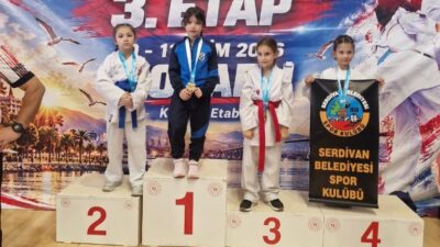 Kartepe Belediyespor Karate Takımı, Darıca’da düzenlenen Minik Yıldızlar Karate Ligi