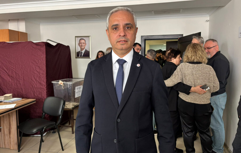 Yeni Parti İzmit İlçe Başkanı Aydın Merih Kuruçelik’in yönetim kurulu