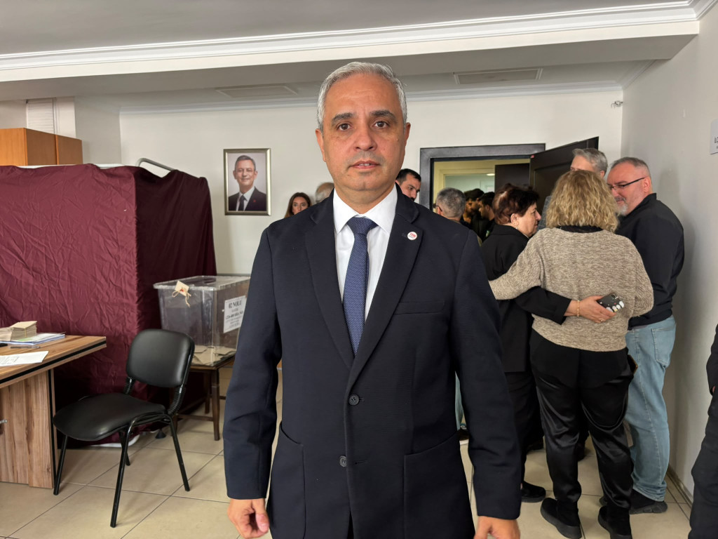 Yeni Parti İzmit İlçe Başkanı Aydın Merih Kuruçelik’in yönetim kurulu
