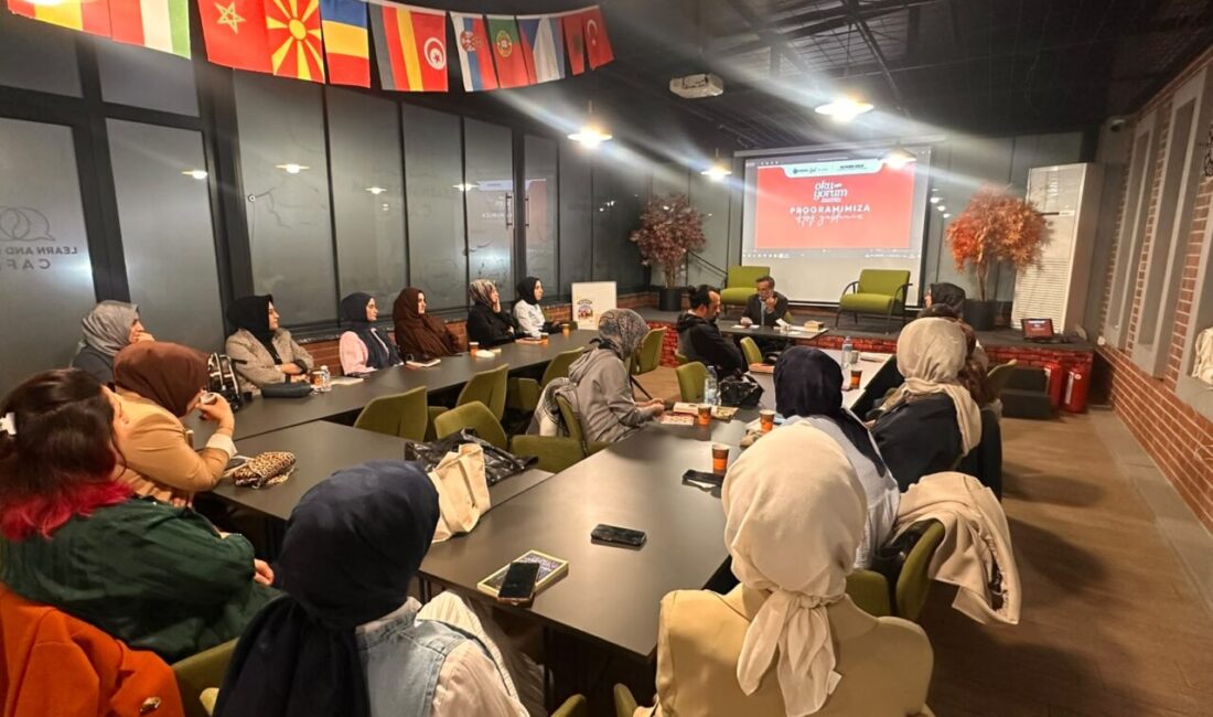 Başiskele Belediyesi’nin Edebiyat ve Kültür Projesi kapsamında düzenlediği Oku-Yorum Kitap