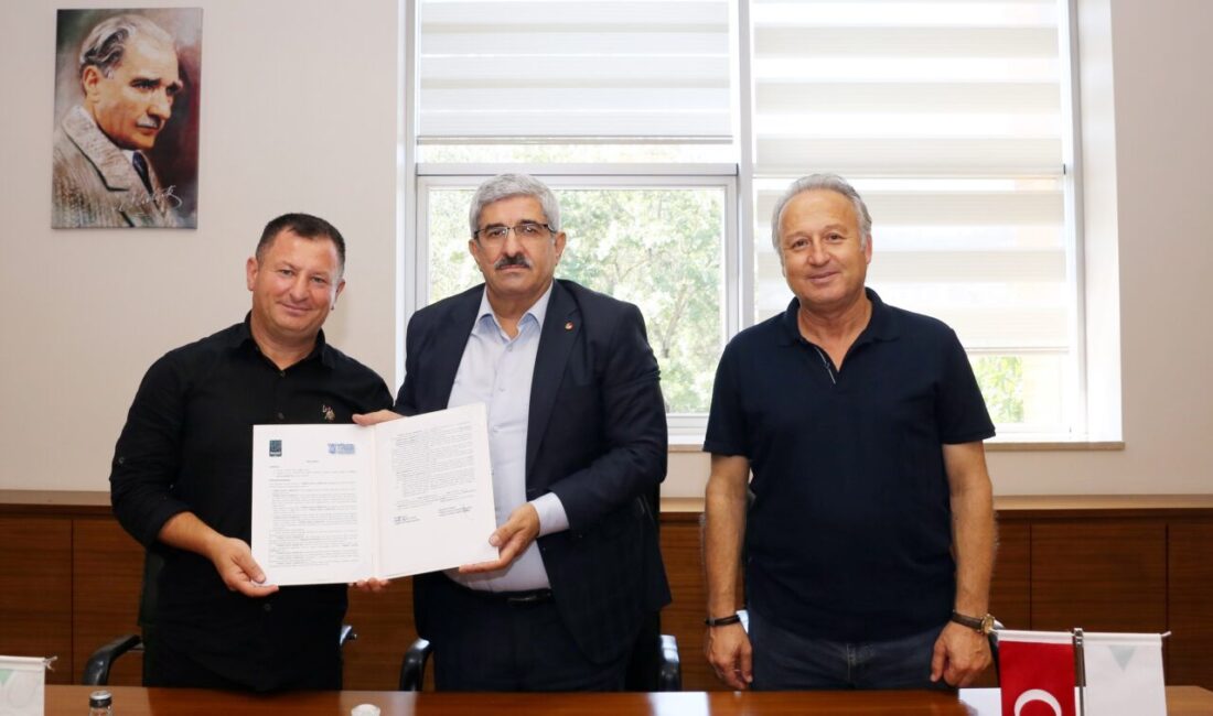 Üyelerini; sağlıktan eğitime, turizmden çeşitli hizmet sektörlerine kadar birçok alanda