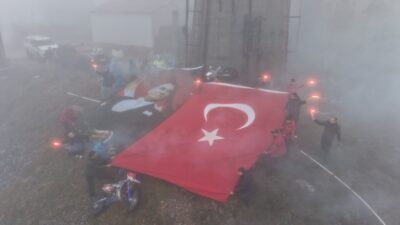 Kartepe Belediyesi, Cumhuriyet’in 103. yıl dönümünde “Pusulamız Cumhuriyet, Rotamız Zirve”