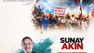 İzmit Belediyesi, 29 Ekim Cumhuriyet Bayramı kutlamaları kapsamında yazar Sunay
