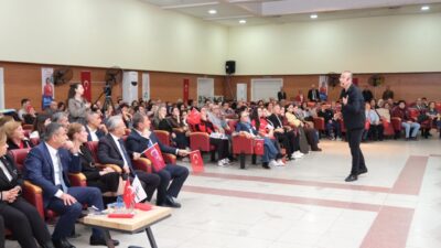 İzmit Belediye Başkan Vekili Lütfü Obuz, Sunay Akın’ı Bıçkıdere Göleti