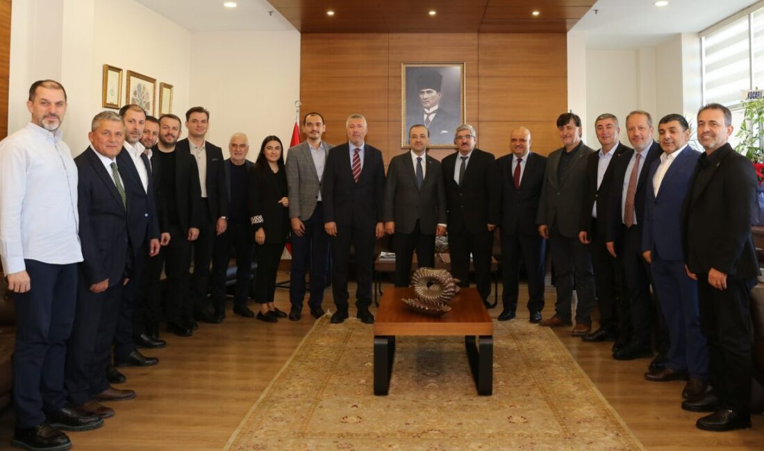 AK Parti Kocaeli İl Başkanı Şahin Talus ve beraberindeki İl