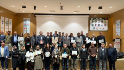 “Sağlıklı İlişkiler, Güçlü Evlilikler” projesinin kapanış programına katılan MHP Dilovası