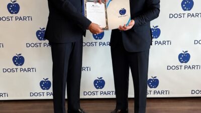 Gelecek Partisi’nin son Kocaeli İl Başkanı Ömer Uçar, ekibiyle birlikte