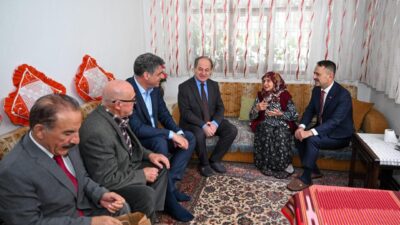 Kocaeli Valisi İlhami Aktaş, Cumhuriyetimizin 103. yıl dönümü coşkusunu, Cumhuriyet’in