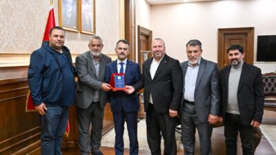 Türkiye Tüm Roman Dernekleri Konfederasyonu Teşkilat Başkanı Ali Çalışır ve
